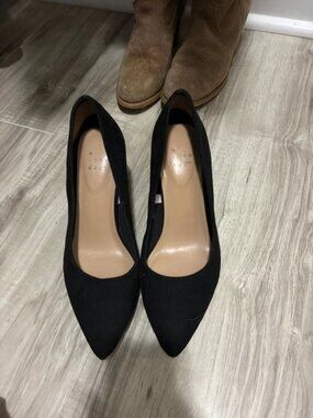 Black heels